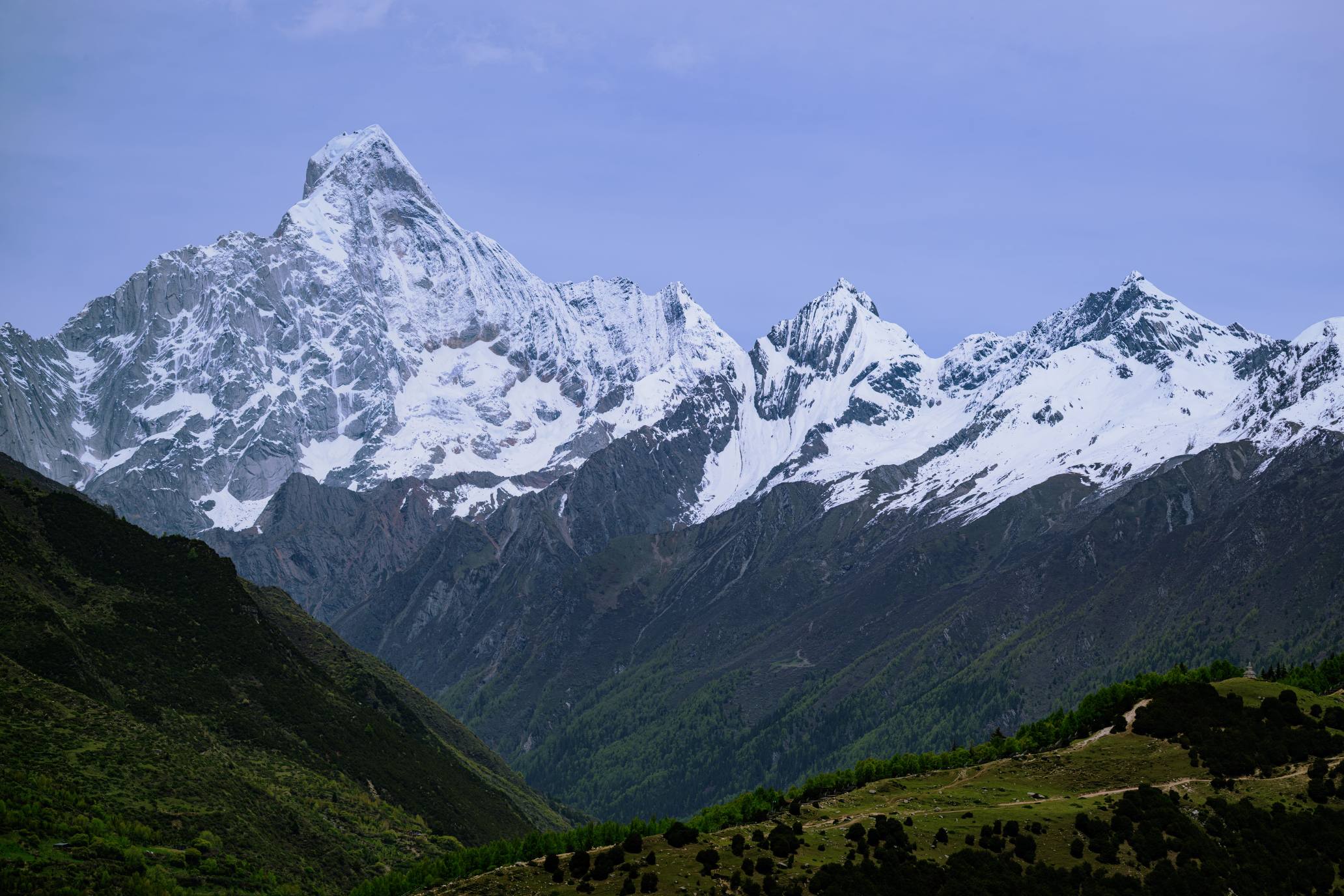Snow-capped Siguniang Mountain peaks in Sichuan, China